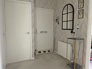 Photo 6- click for photo gallery